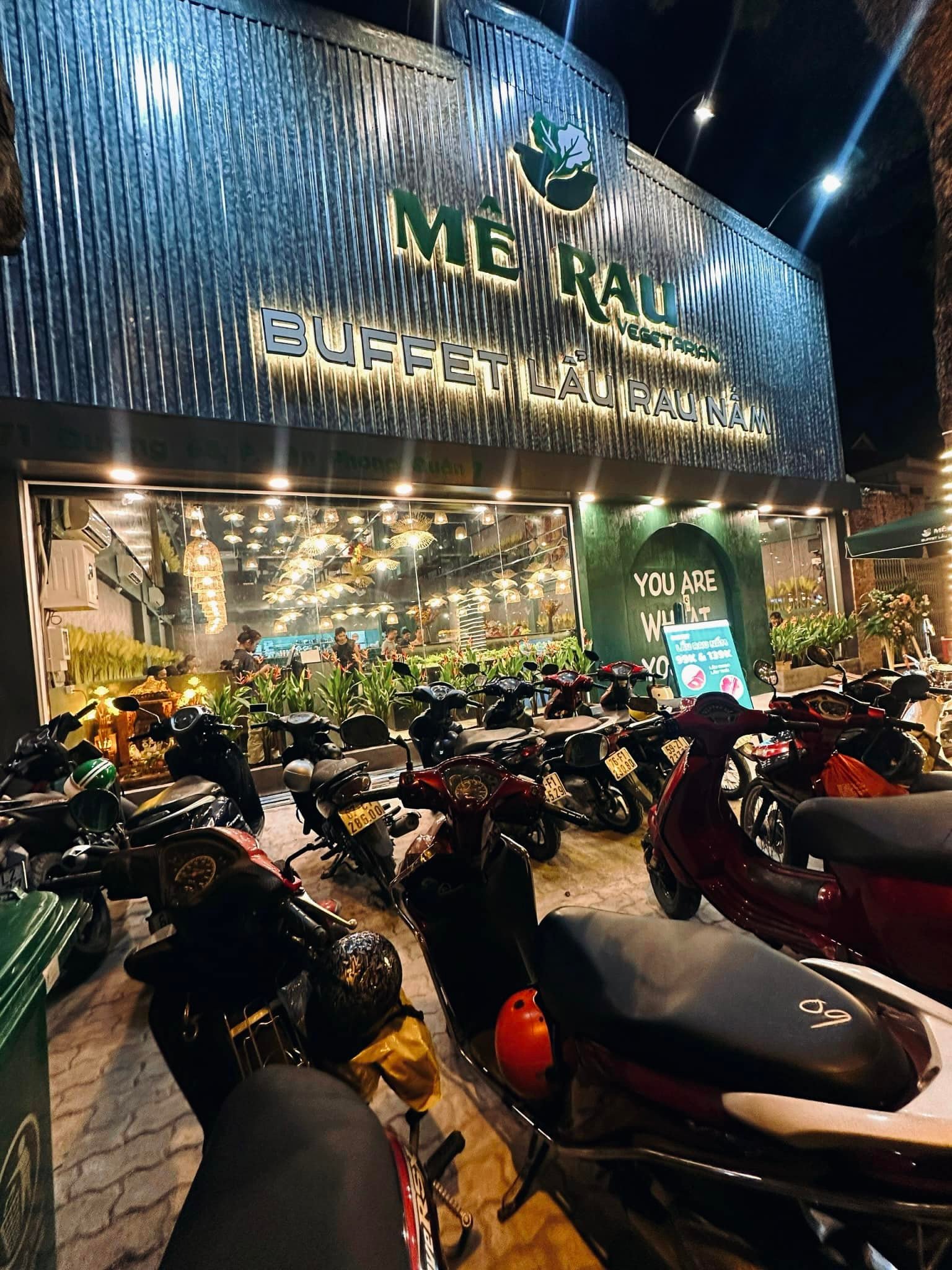 Những ngày an vui, hạnh phúc. 💚 Đúng... - MÊ RAU Vegetarian | Facebook