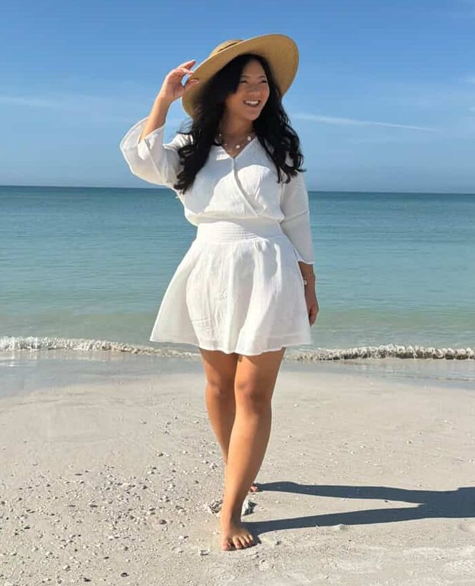 beach flare dress Airy, fresh and simply feminine, this LWD was made for warm days. The cross-over neckline and sleeves are perfect for your sunkissed glow. This fit and flare is as everyday making it ideal for Color:Lightpink Ladies dresses P25BUY Here’s a cute wrap