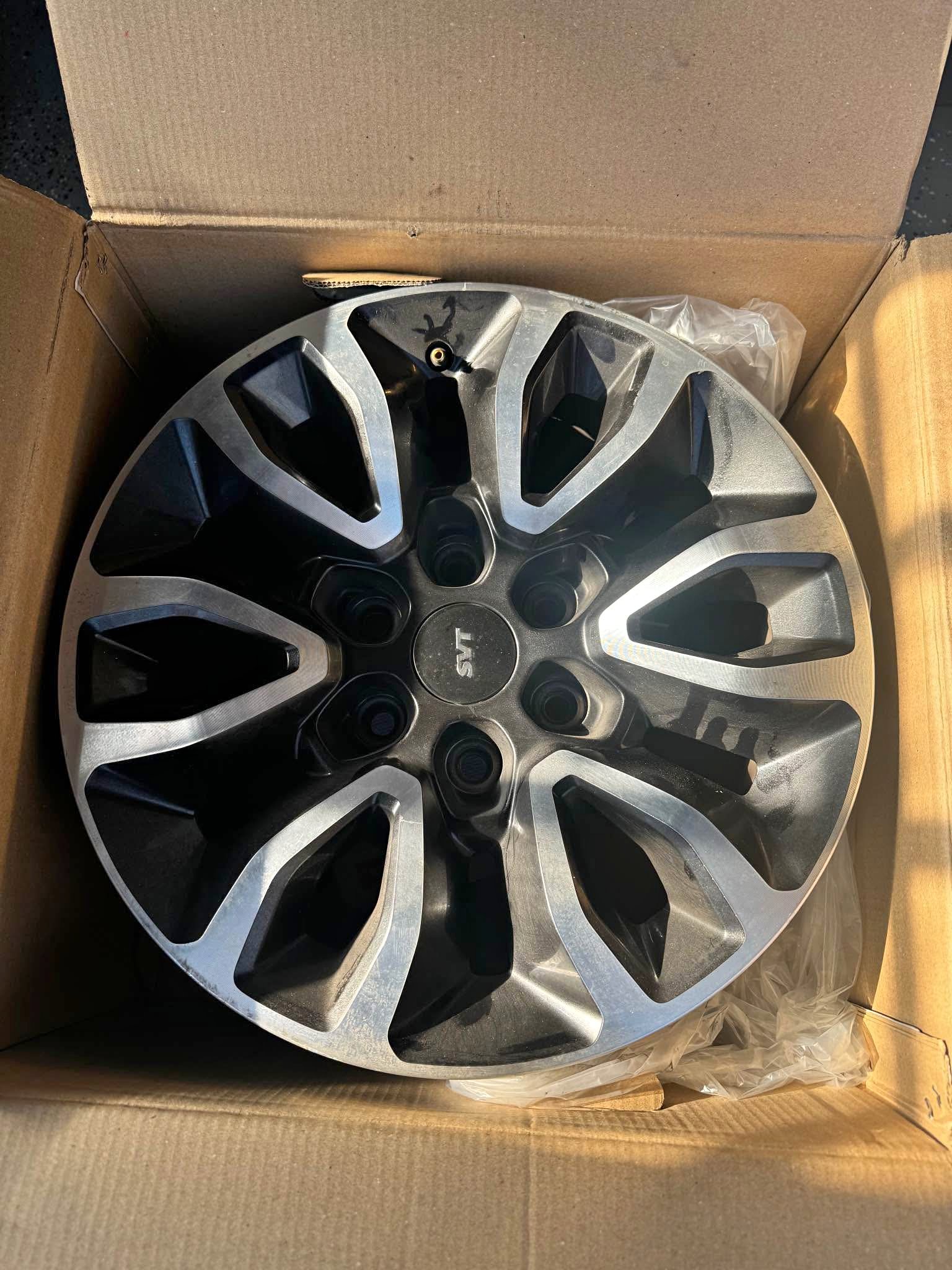 Ford Raptor 17” Set of 4 OEM Rims. SVT - Car Wheels, Tires & Parts ...