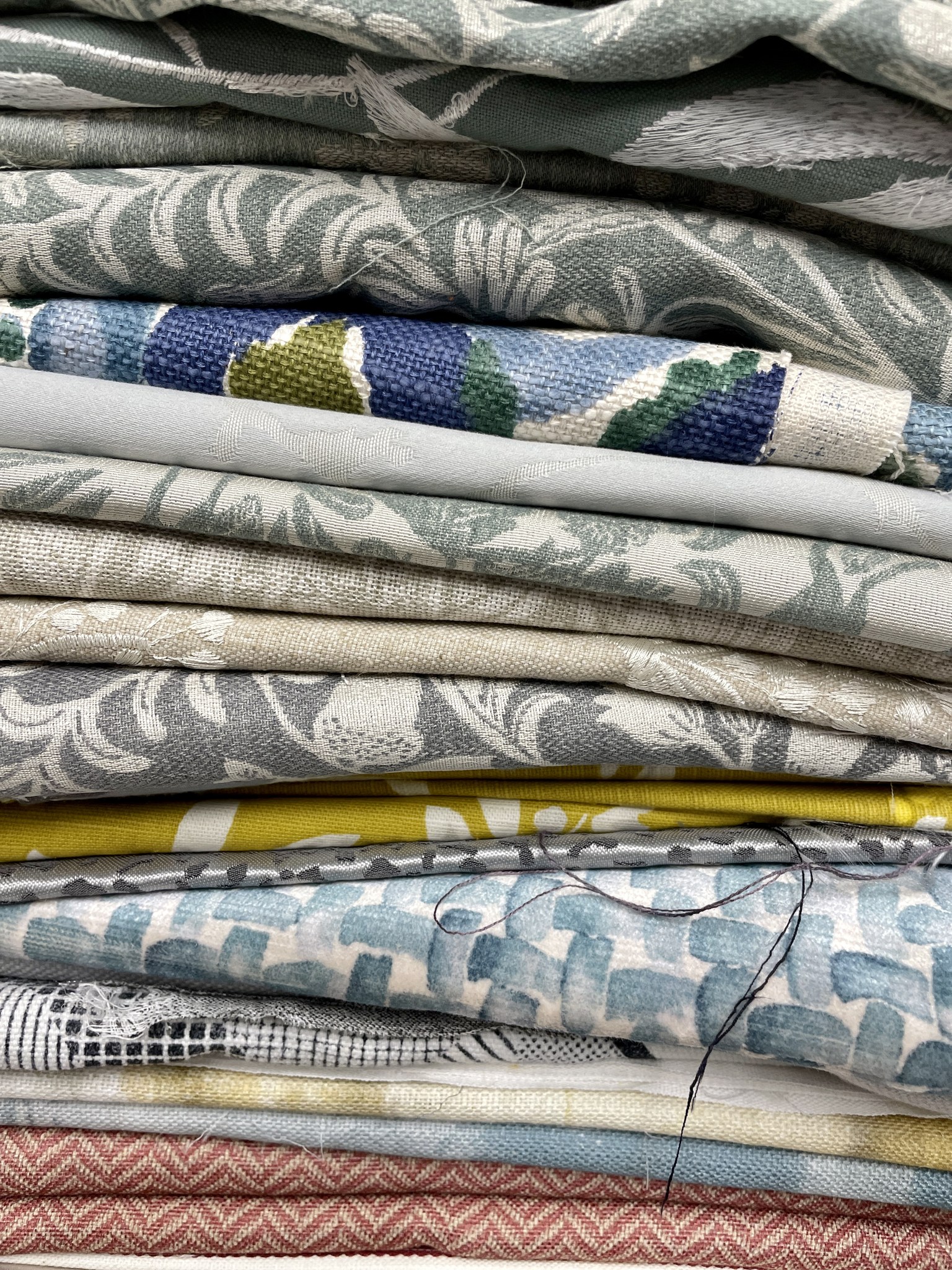 Jouer » Sara Finchley × Anne Valerie Dupond Aged linen cloth