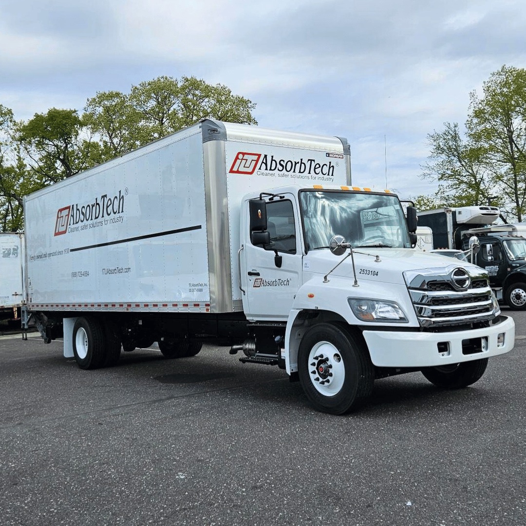 New HINO TRUCKS USA unit equipped... - Bentley Truck Services