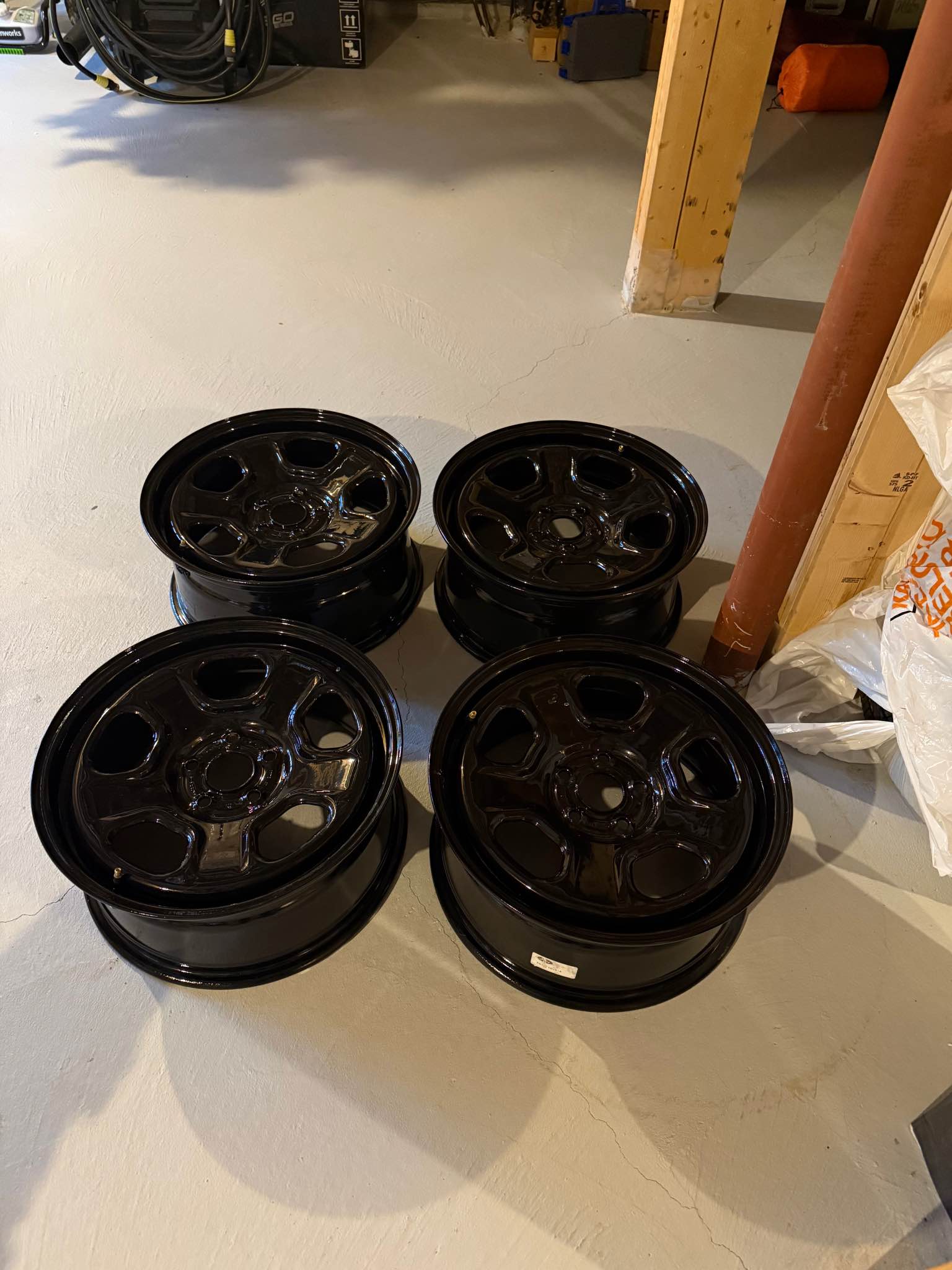 FORD POLICE PURSUIT RIMS - Car Wheels, Tires & Parts - Arthur, Ontario ...