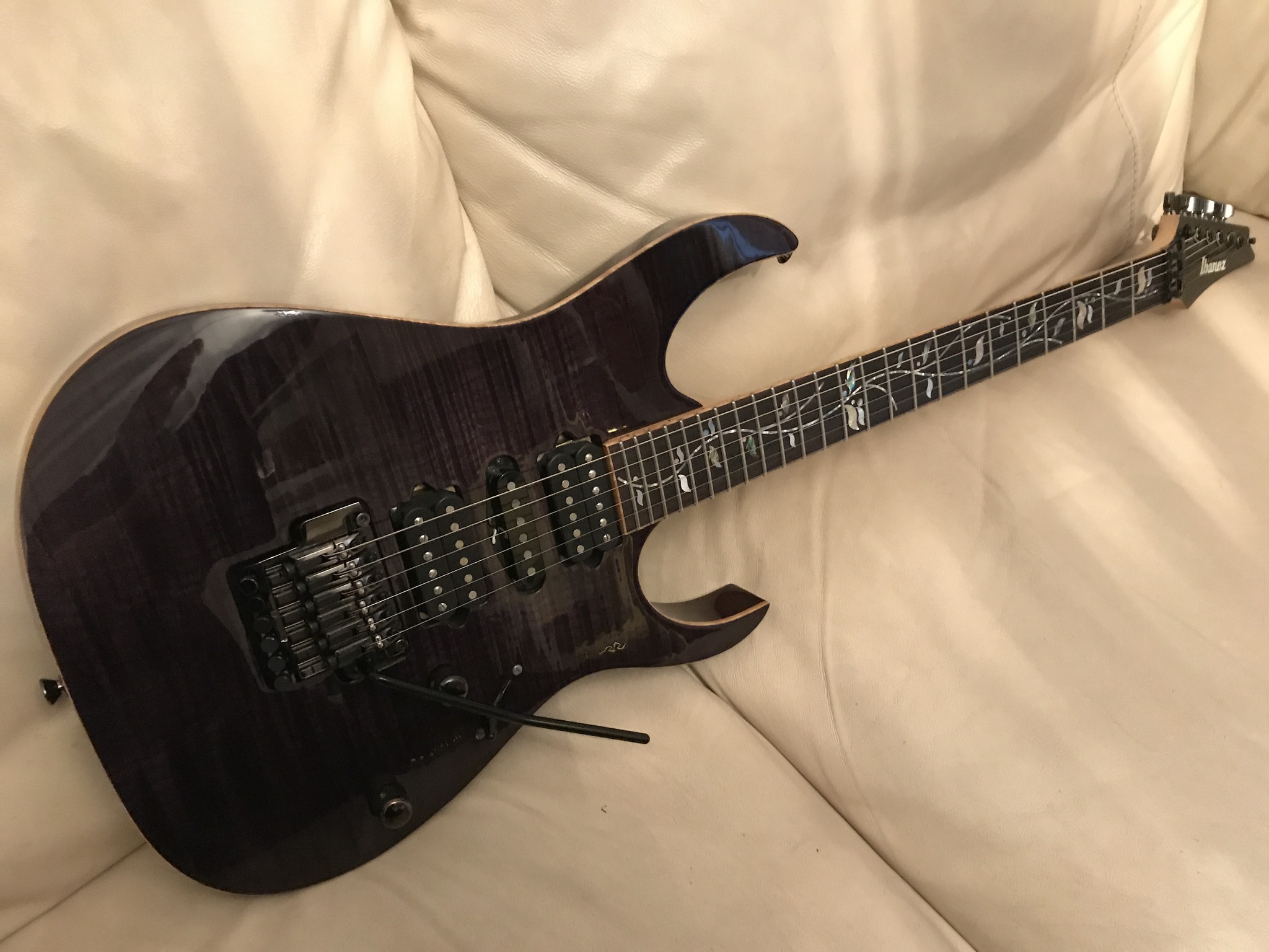 Ibanez RG8470Z J.Custom guitar
