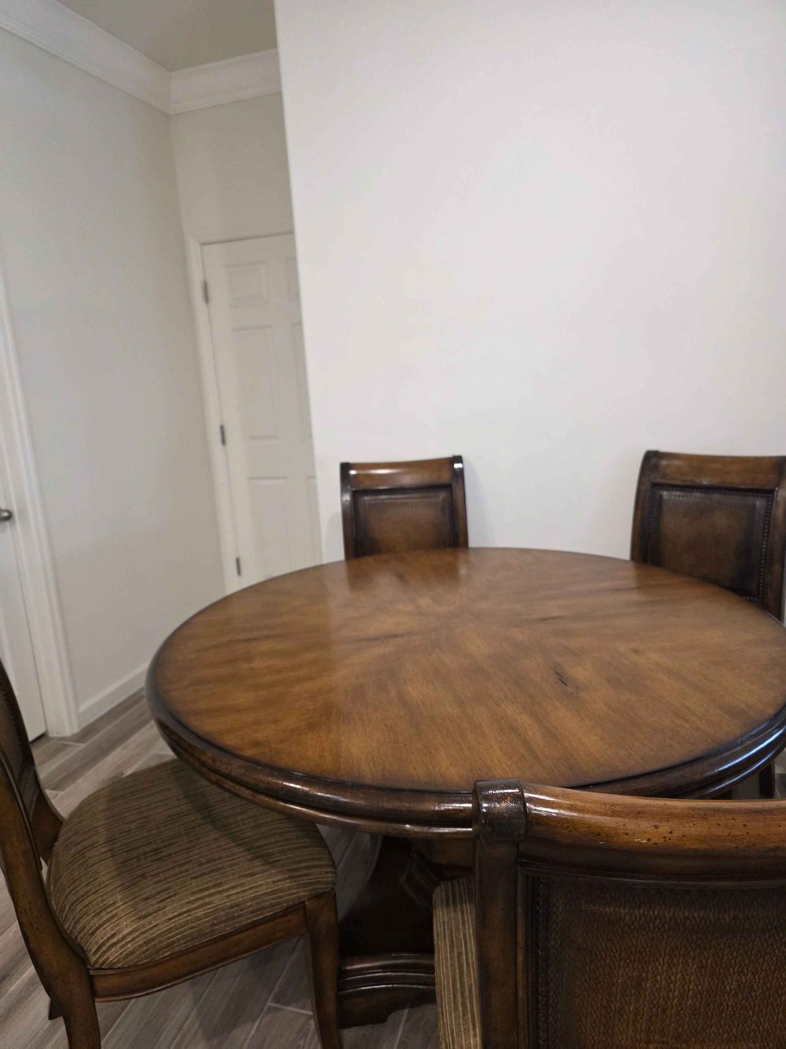 Italian wood tanle - Dining Tables - Micco, Florida | Facebook ...