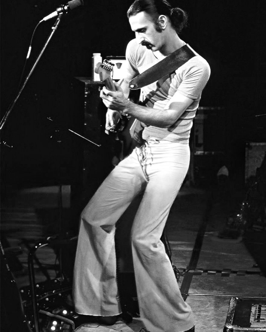 Frank Zappa - Black Napkins - Live at Palladium, NY 1977