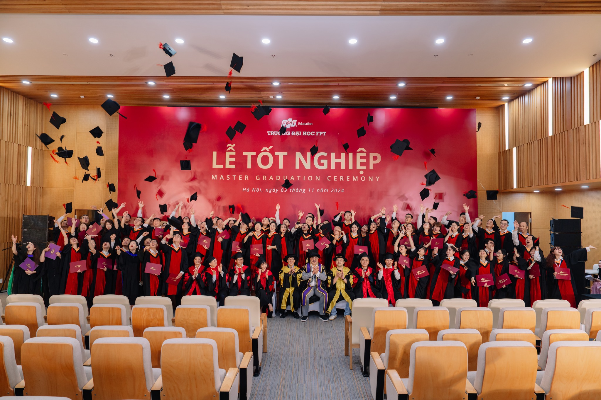 🌟 Lễ Tốt nghiệp... - Viện Quản trị & Công nghệ FSB, ĐH FPT | Facebook