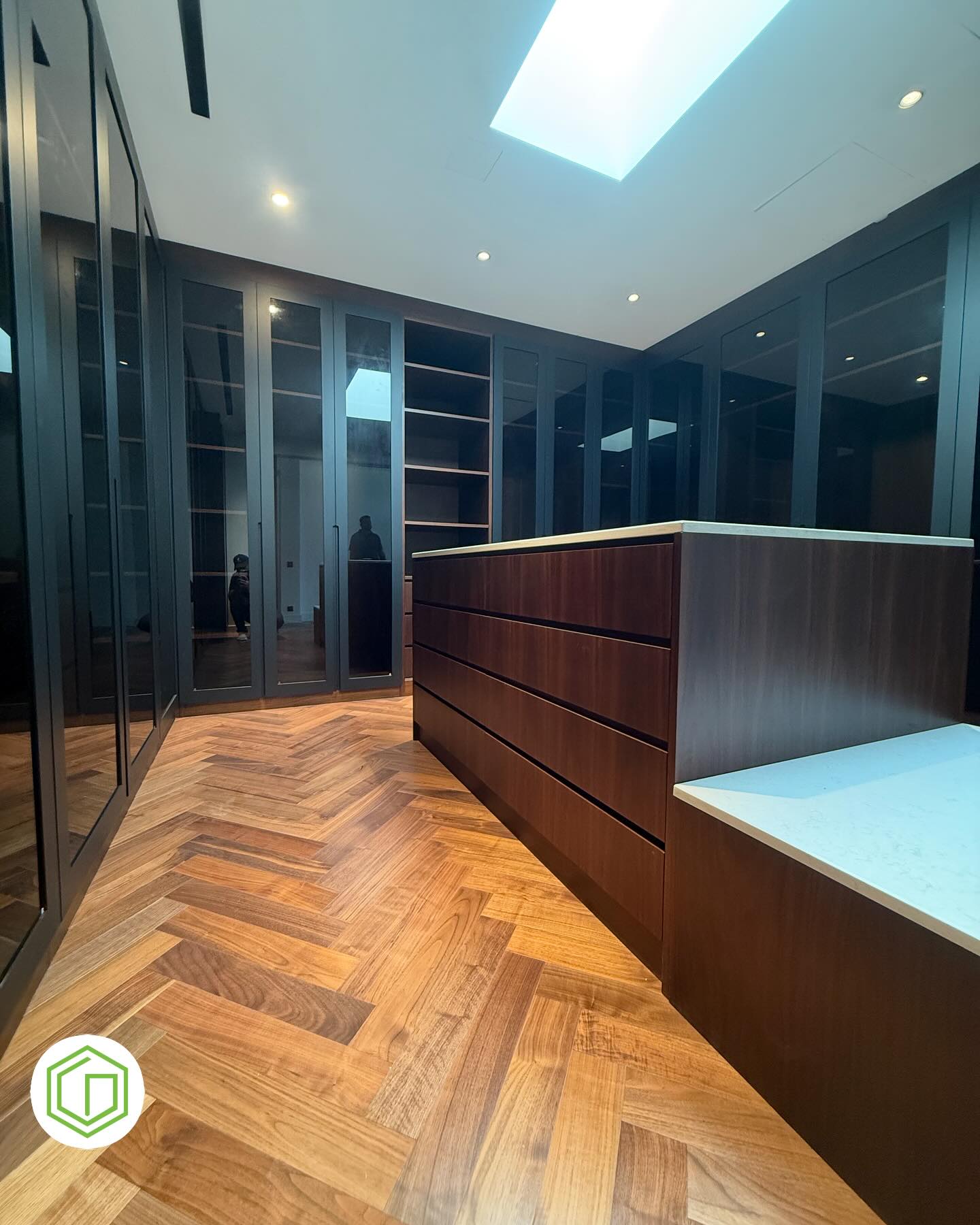 greentimberme - Where luxury meets functionality This bespoke walk-in ...