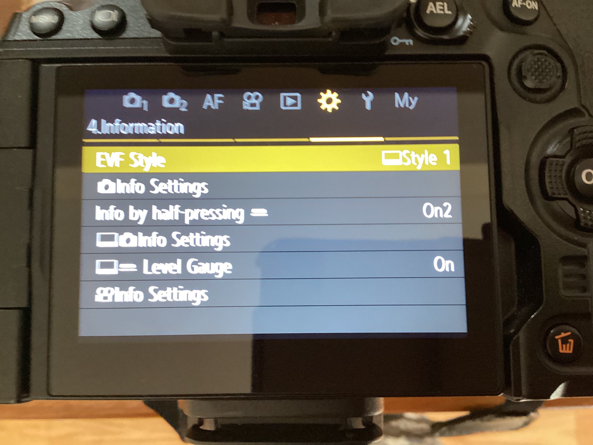 Olympus OM-1 | The level gauge has disappeared from my live view screen ...