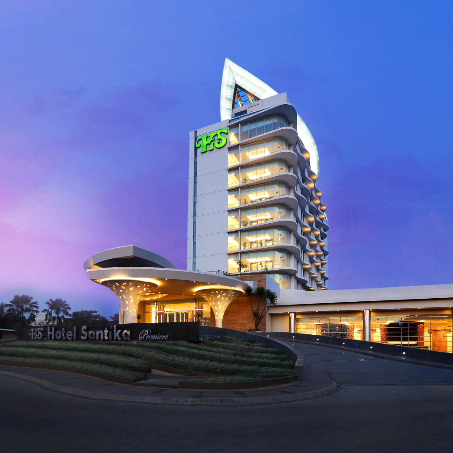 Welcome to Hotel Santika... - Hotel Santika Premiere KHI | Facebook