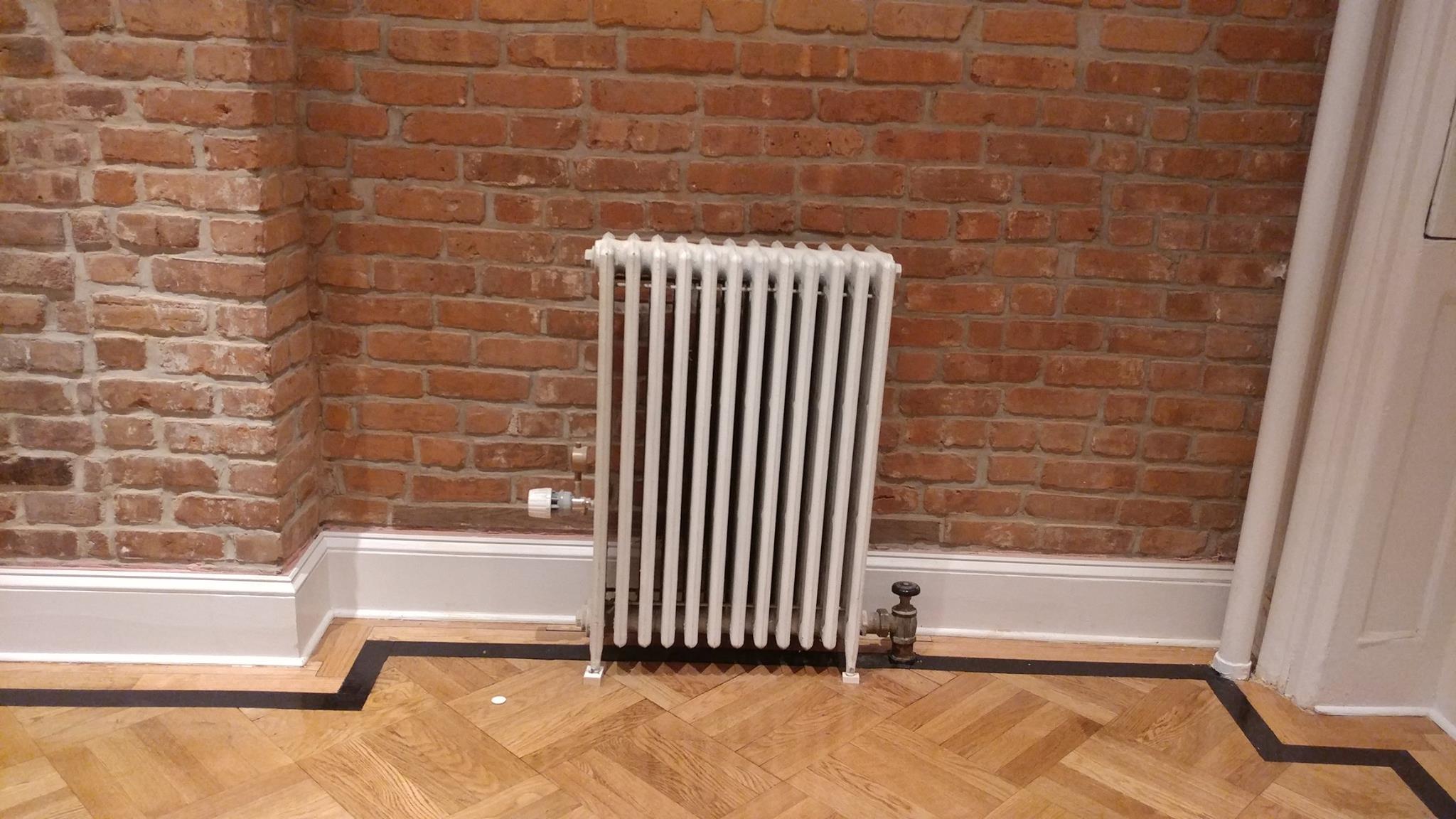 LI Custom Radiator Covers