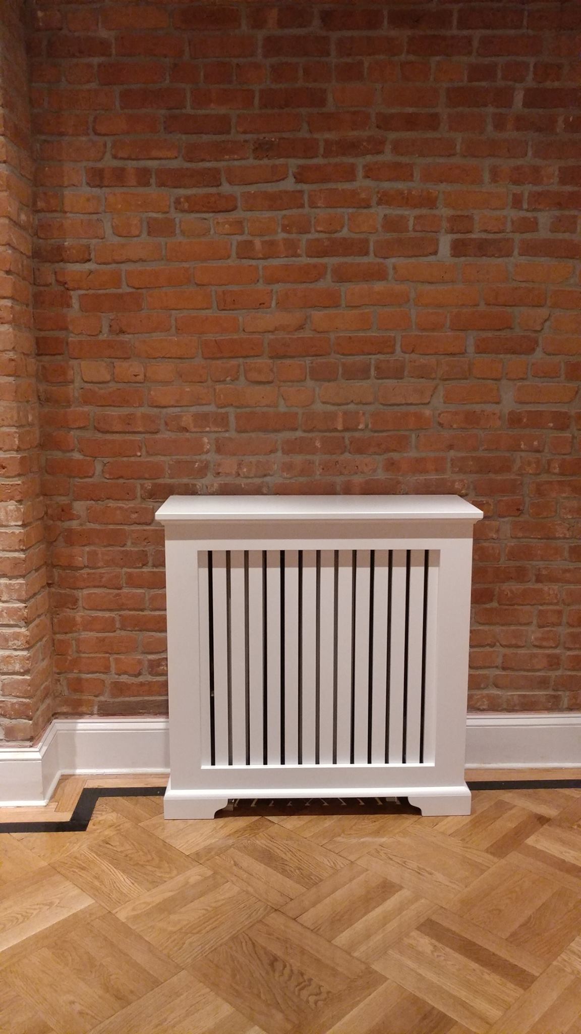 LI Custom Radiator Covers