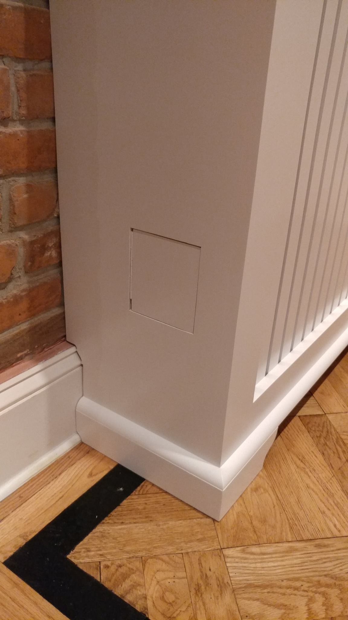 LI Custom Radiator Covers