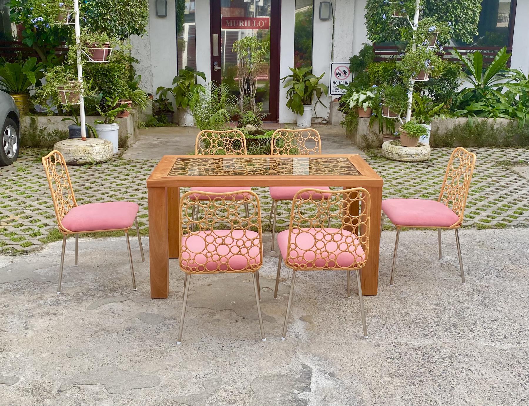 MURILLO - Enjoy deluxe dining with the NEBULA LX/PALAWAN 7-Piece ...