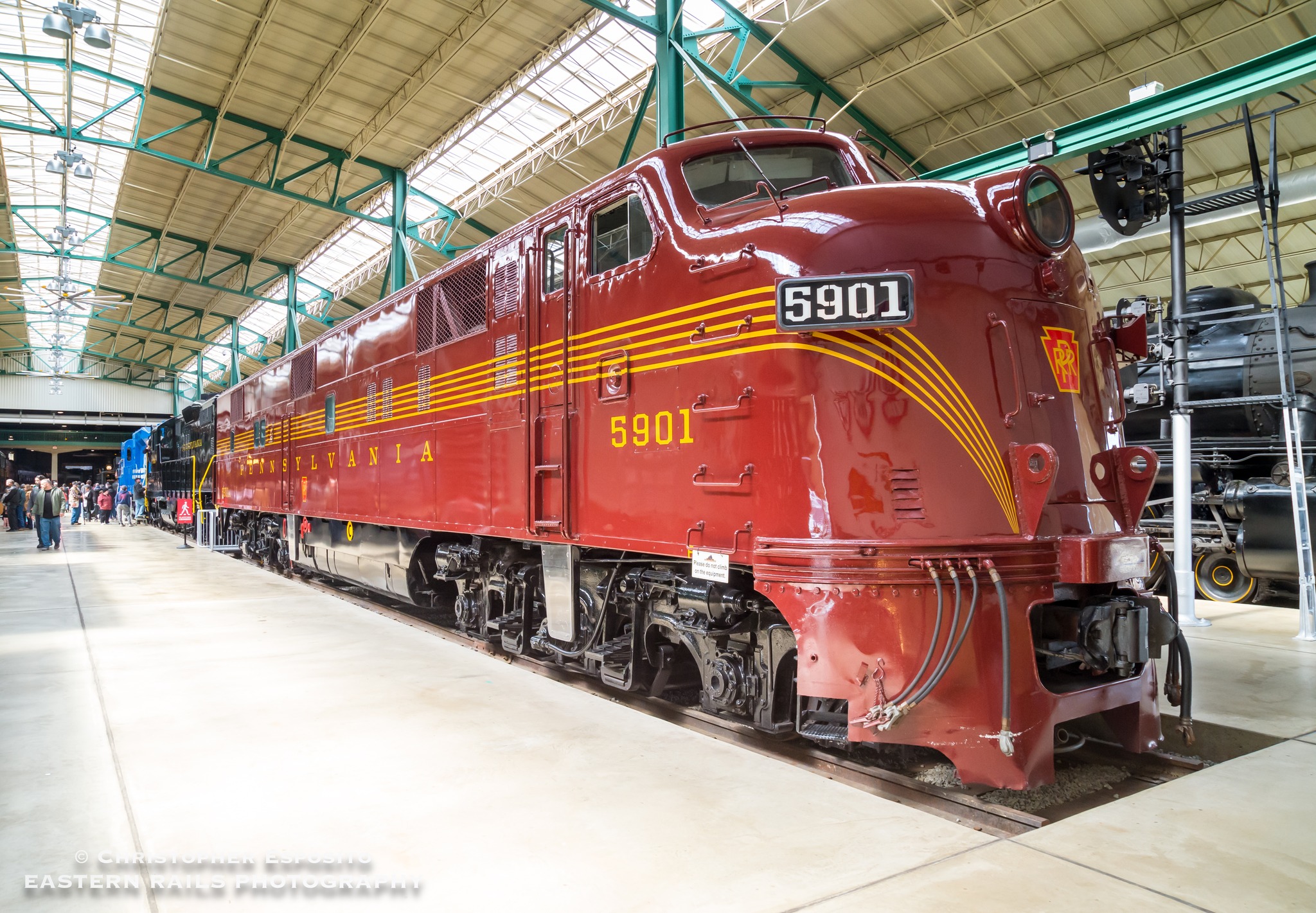 紅蓮　SPL E7 locomotive 5901 on display at Railroad Museum of Pennsylvania