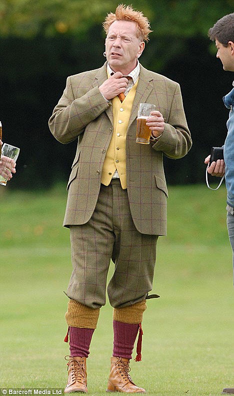 トップス PEEL&LIFT Fishing Vest Johnny Rotten John Lydon AKA Johnny Rotten dressed in tweed! Lydon was famously