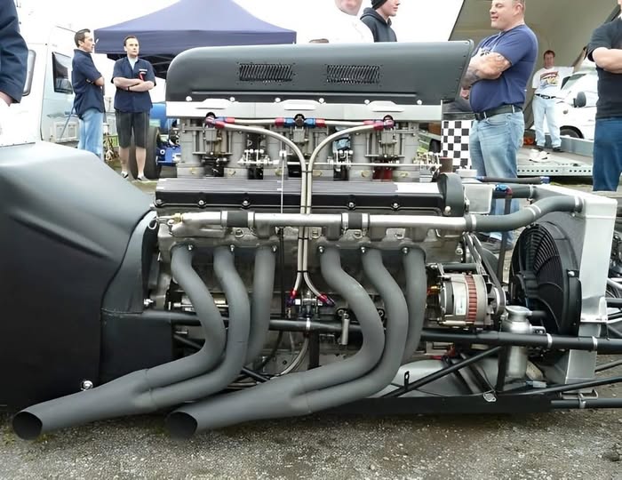 Engineering - The Legendary Jaguar V12 – A Masterpiece of British ...