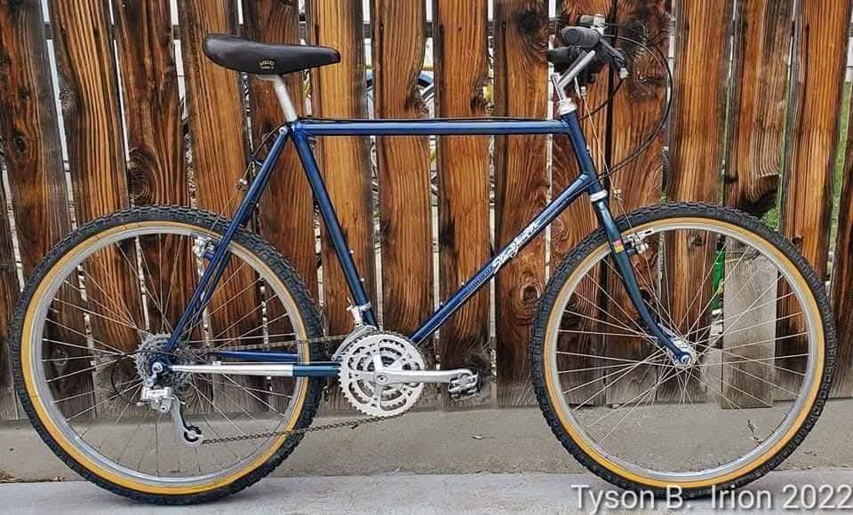 2006 25th Anniversary Edition Stumpjumper Bicycle