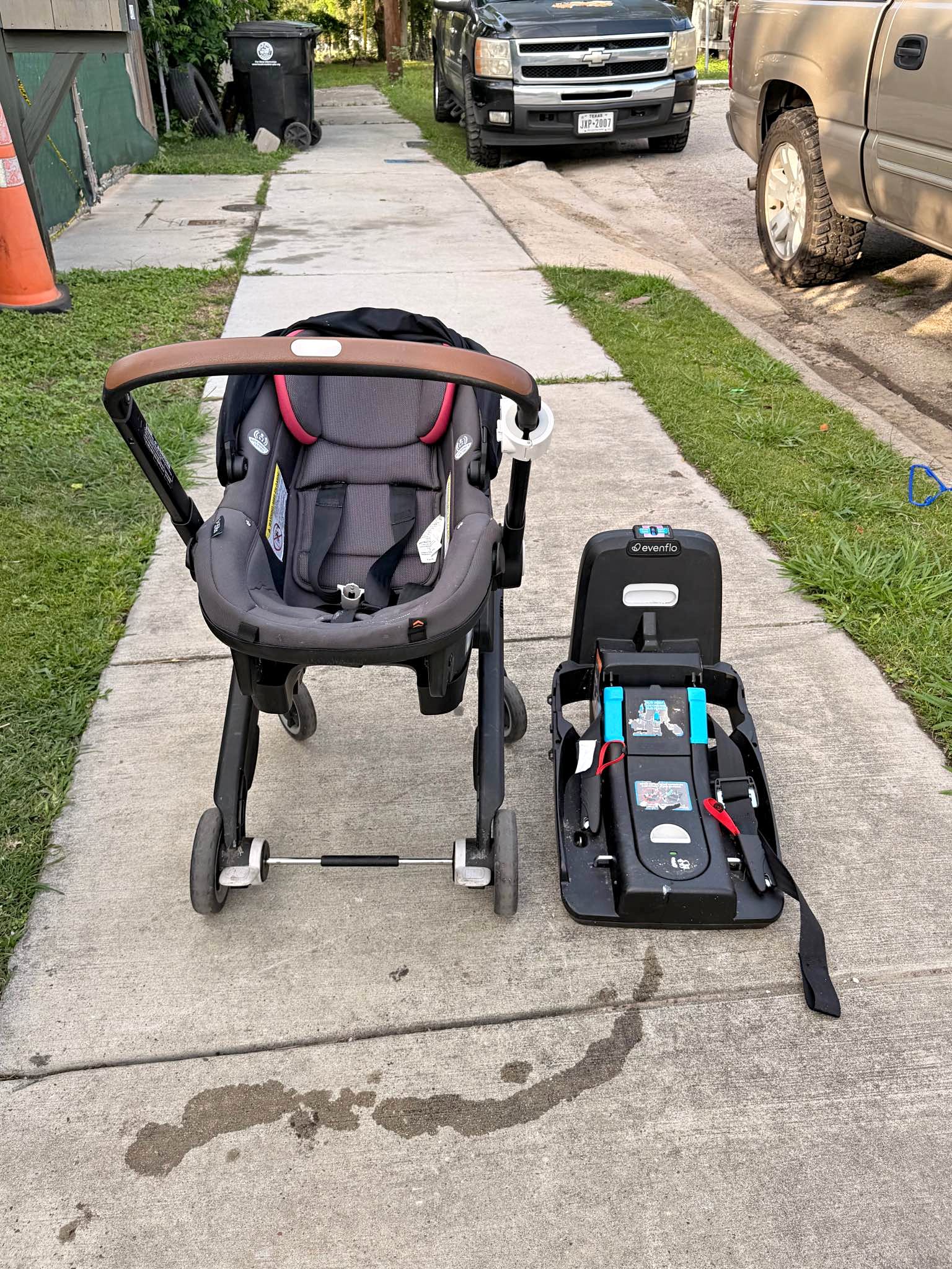 Shyft Dualride Car seat / Stroller combo - Strollers - Houston, Texas ...