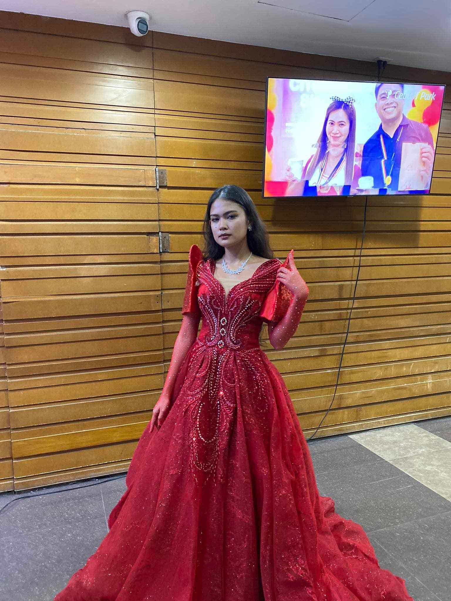 Modern Filipiniana Red Gown ❤️ Cebu Gowns For Rent ✨ ?Rate 