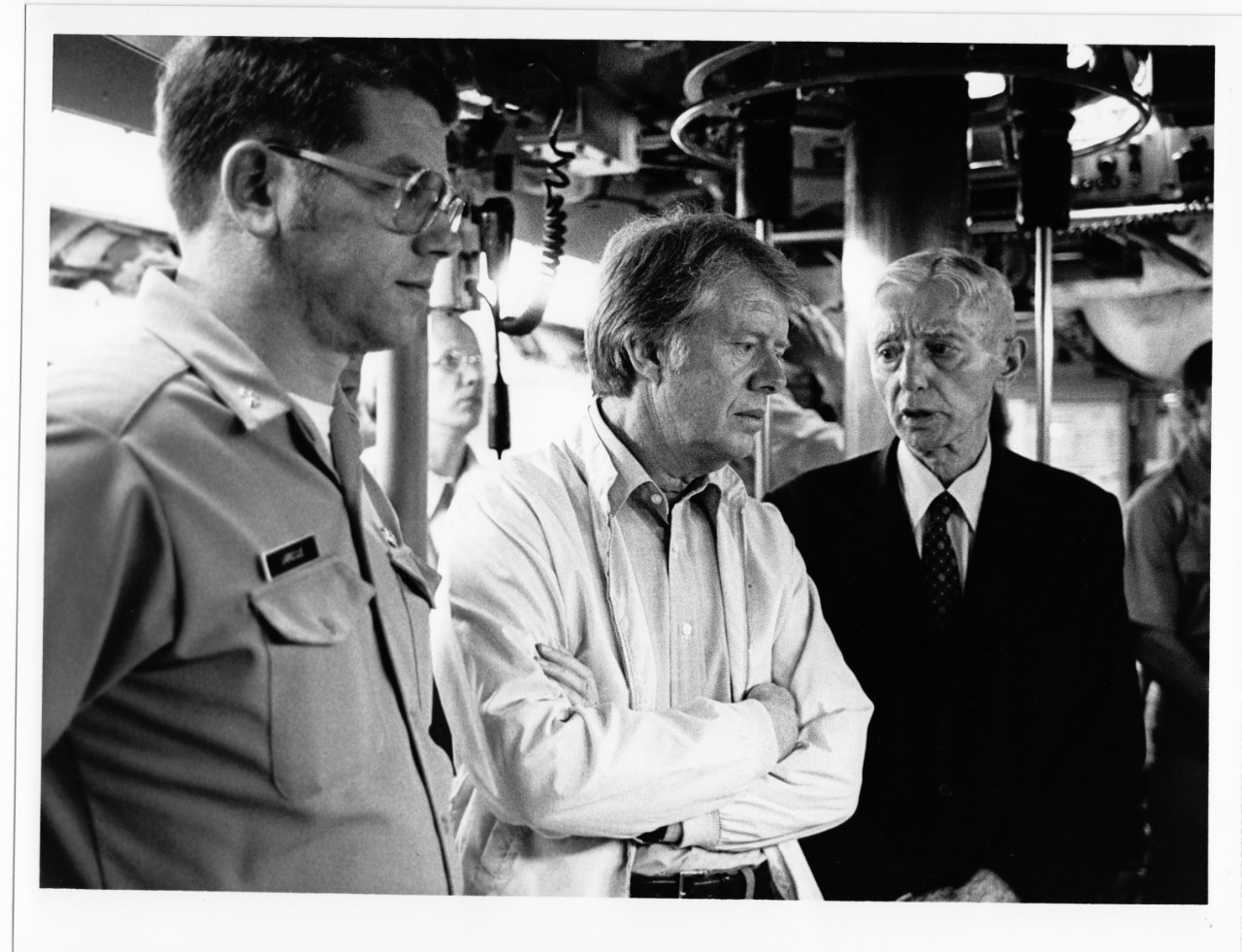 COMSUBPAC - Lt. Cdr. Robert J. Labrecque, executive officer, left ...