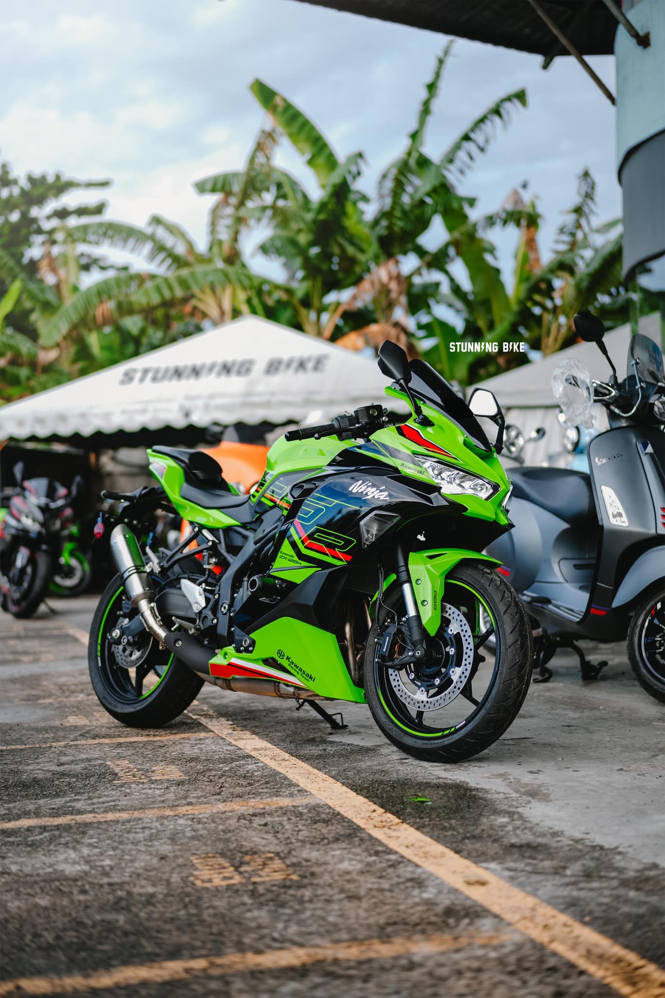 🏍️Bike : Kawasaki ZX-25R SE (Kawasaki Racing Team/Lime Green