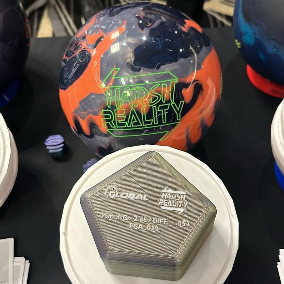900 Global's Harsh Reality Pearl bowling ball