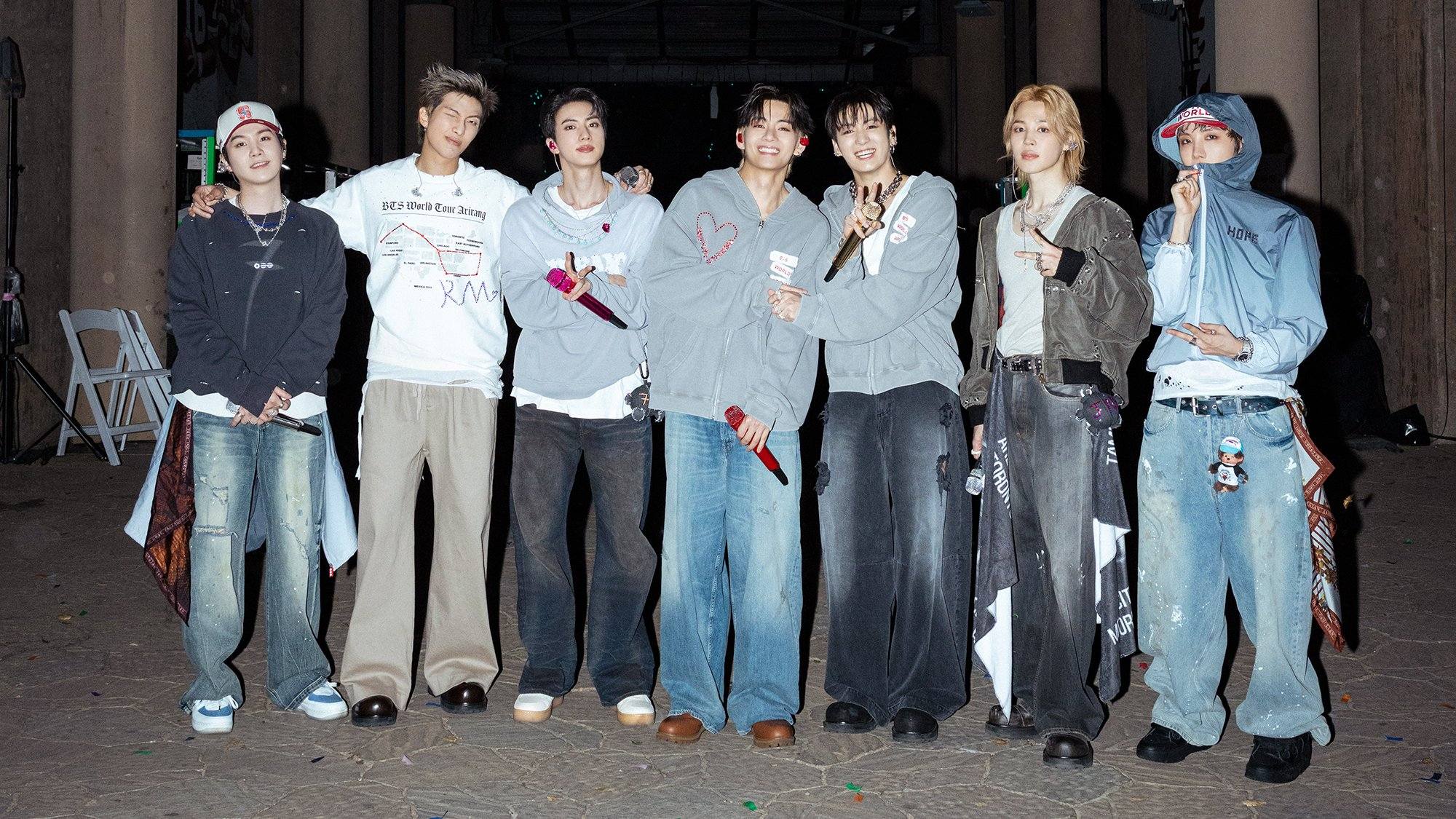BTS ARIRANG Las Vegas freebies on May 27
