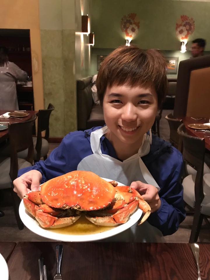 小斯 - San fran 啲蟹都唔知食乜大既，仲大過我塊面既😌 #因為我面細呀👽... | Facebook
