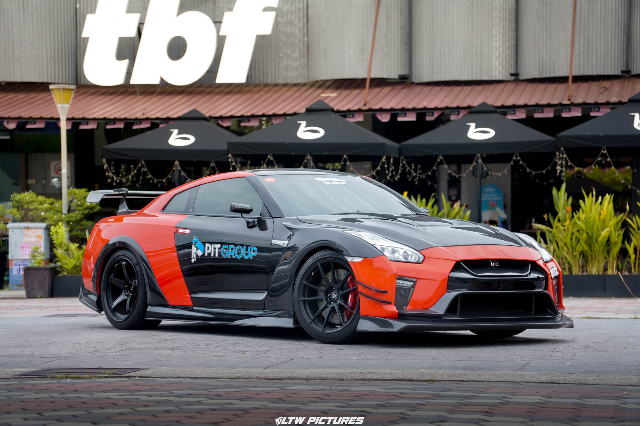 L.T.W Pictures - Nissan R35 GT-R with Alcon Big Brake... | Facebook