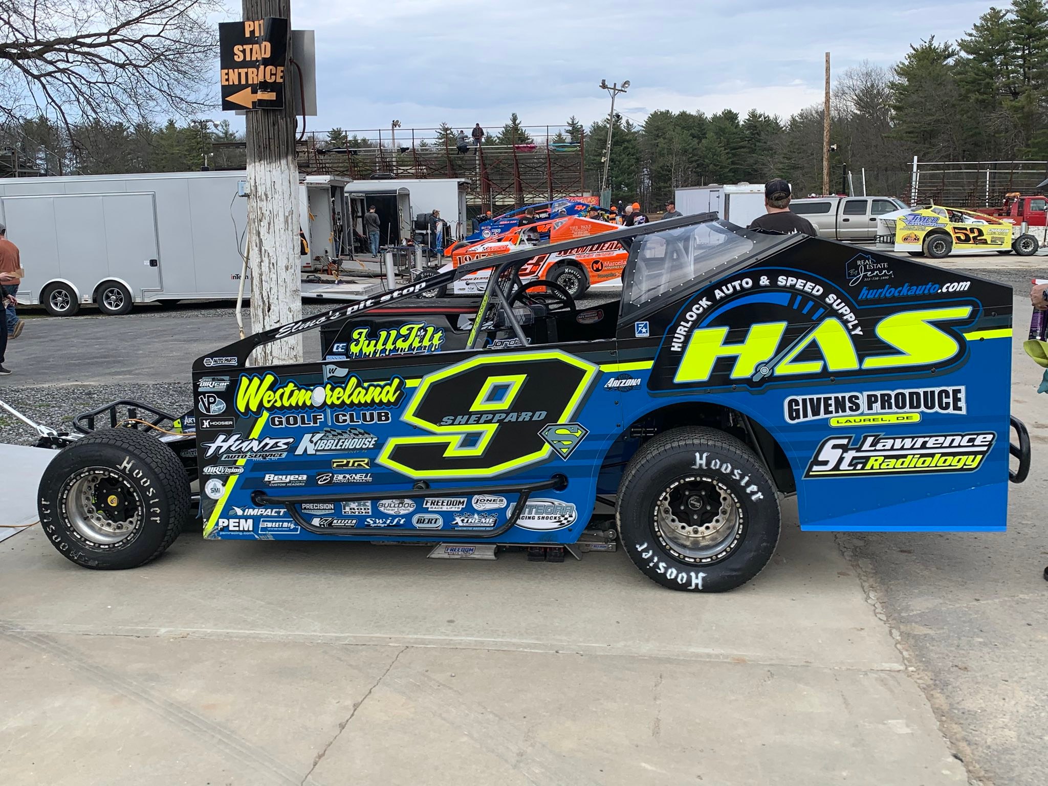 racers raffle page | 4,000 lb Freedom Race Lift with wireless power ...