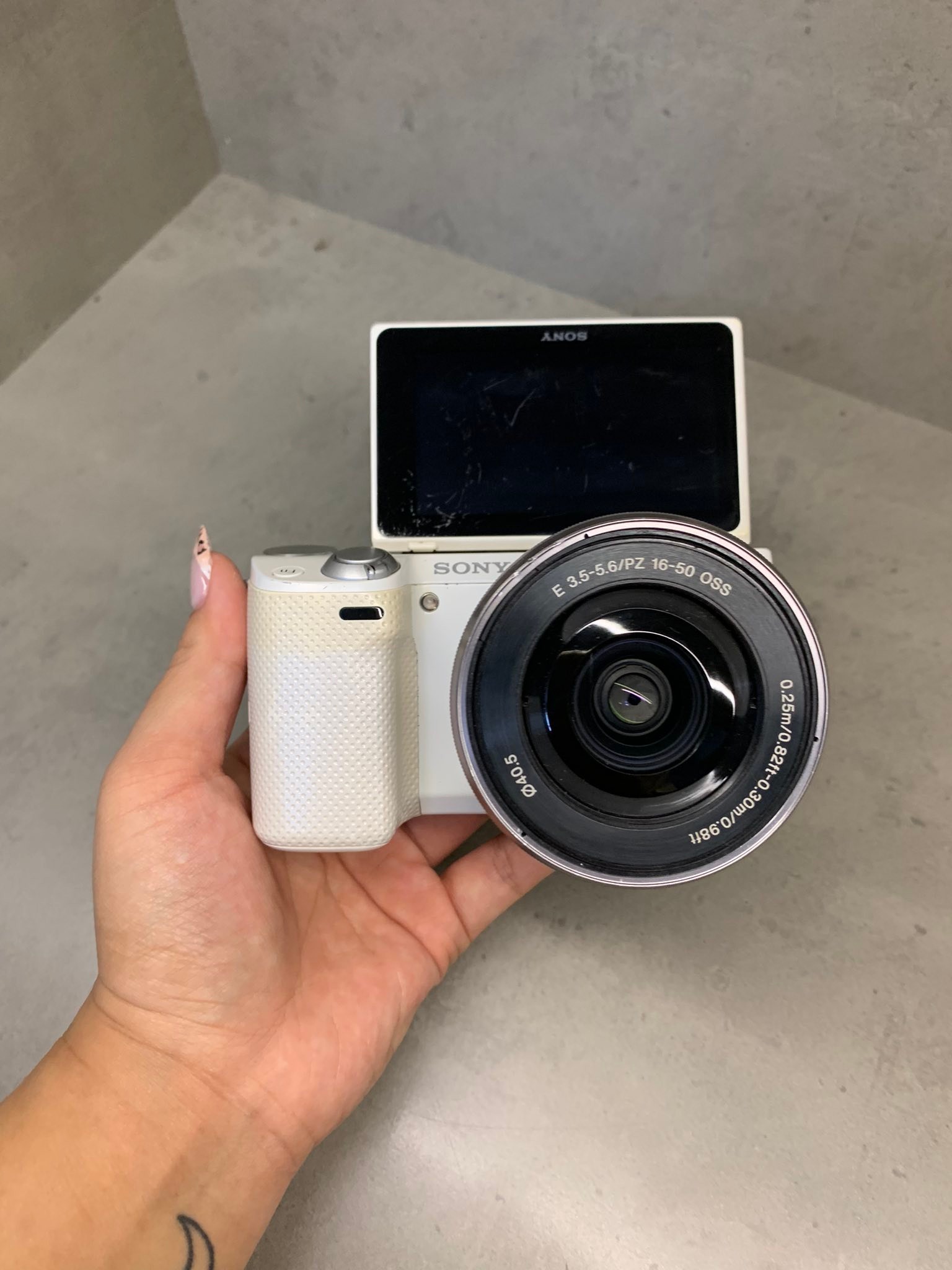 Sony RX, ZV Series Vietnam | 📷Sony Nex 5T kèm kit+flash | Facebook