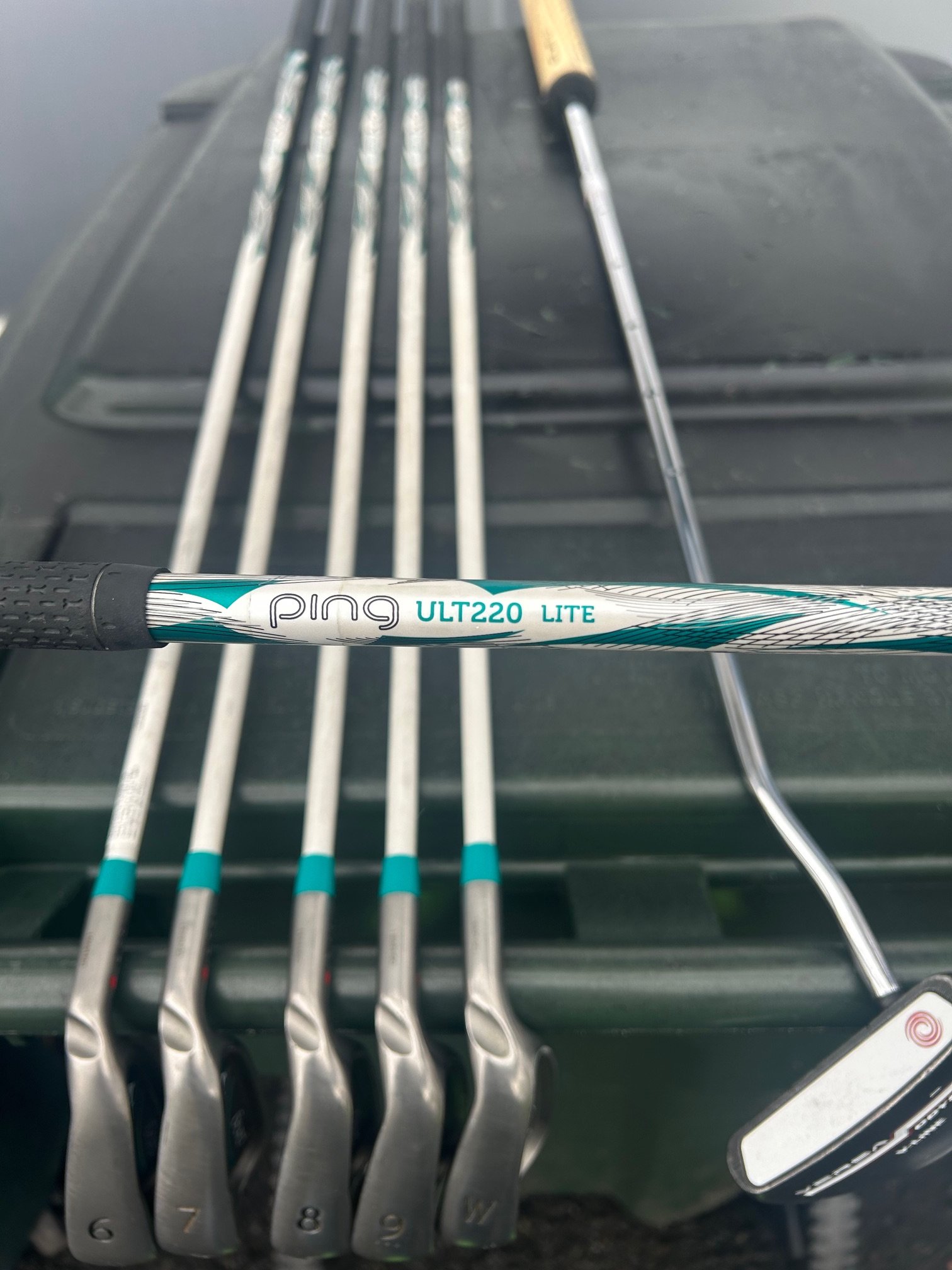 Ping Golf Ping Rhapsody Womens iron set red dot ULT 220 lite graphite ...