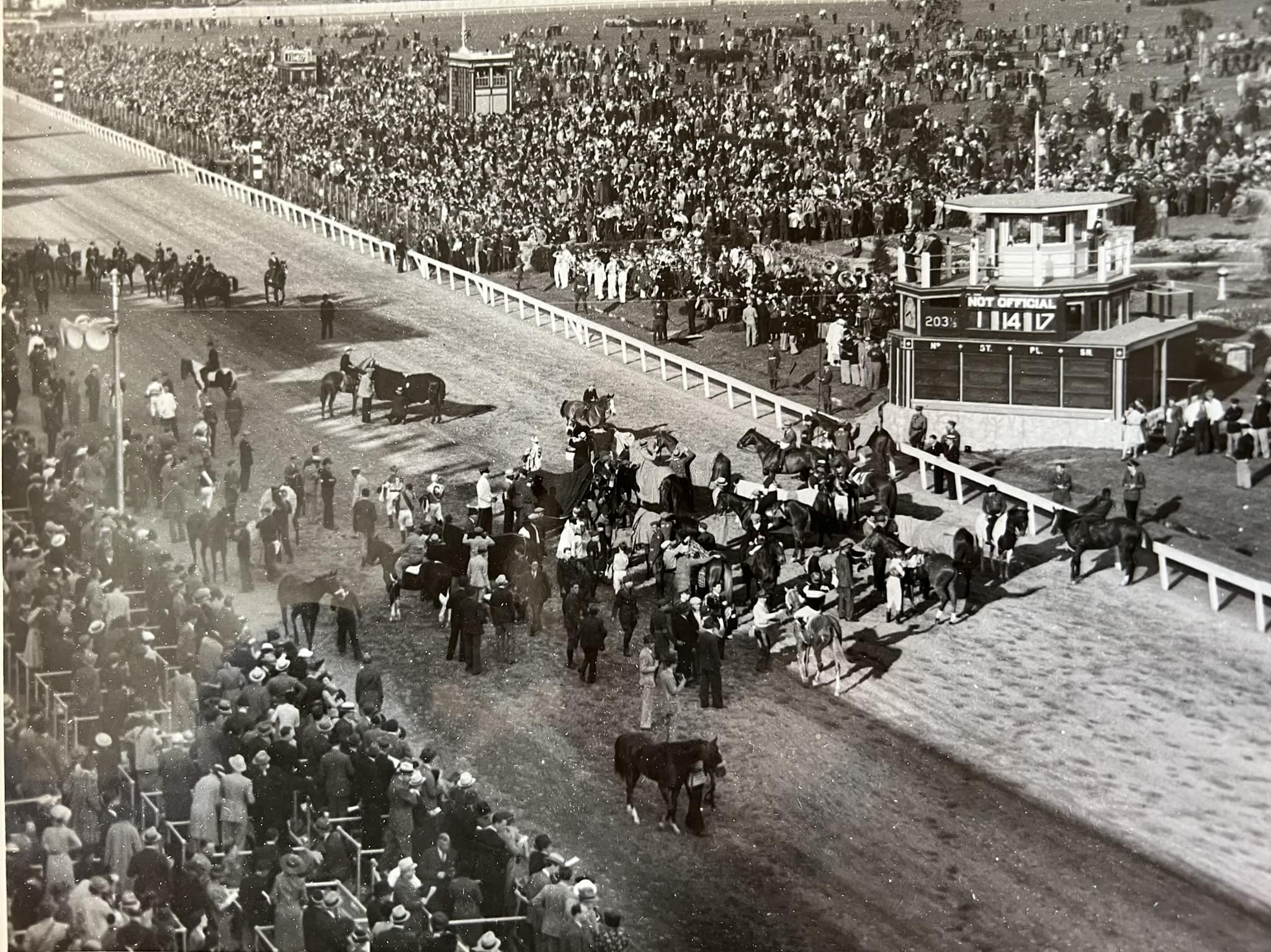 Horse - This is an original 1937 photo of the aftermath of the Kentucky ...