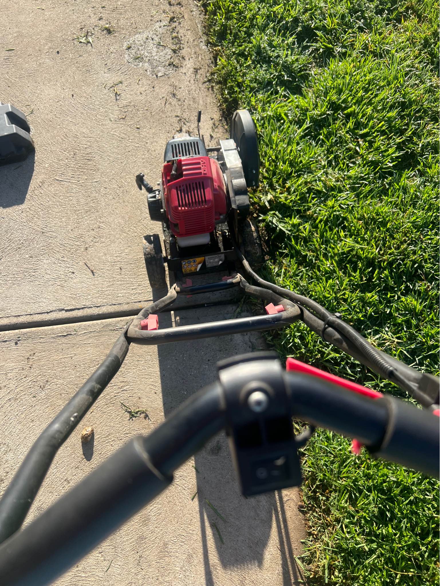 Lawn edger - Edgers - Seymour, Victoria | Facebook Marketplace | Facebook