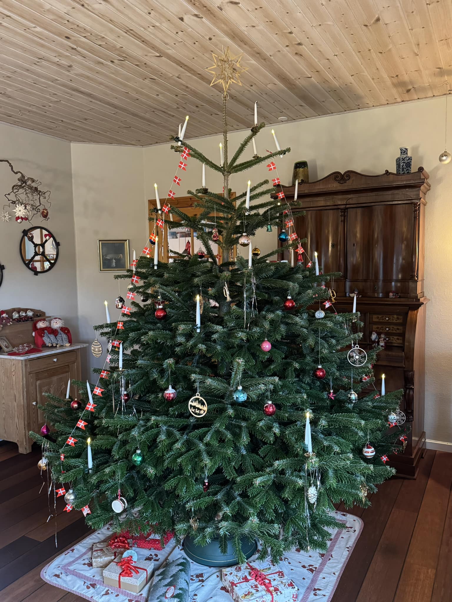 Sandkro Juletræer | Rødekro
