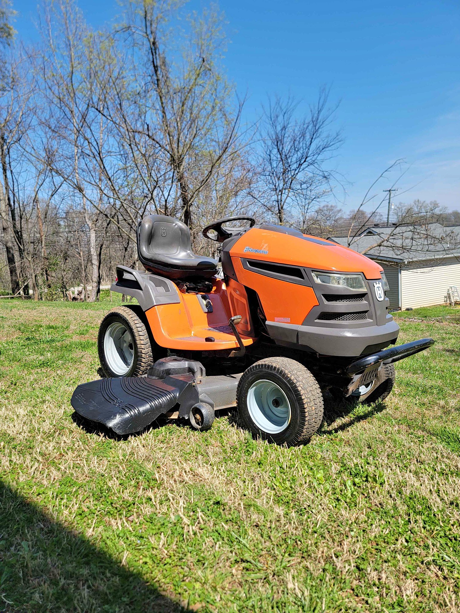 Husqvarna riding mower - Lawn Mowers - Strawberry Plains, Tennessee ...