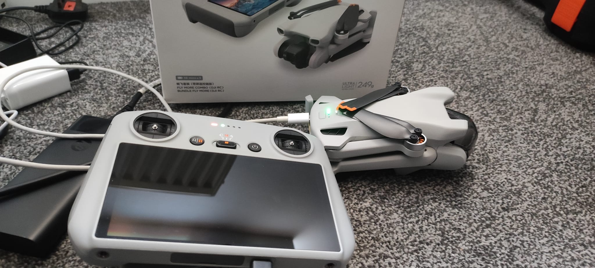 Just setting up my Dji mini 3 do I need to put memory card in both 