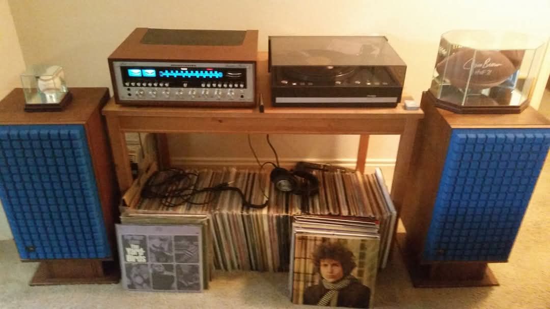 This is a vintage setup I had in my basement for many years when I