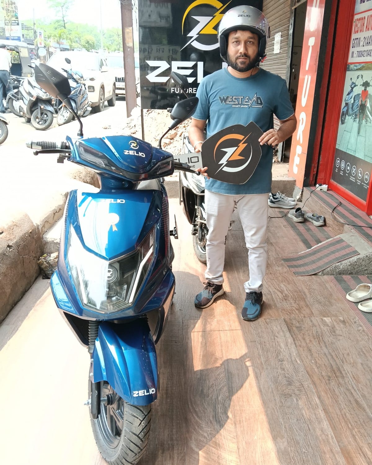 ZELIO ELECTRIC SCOOTERS ROURKELA Zelio EEVA ECO ZX BLUE Call on