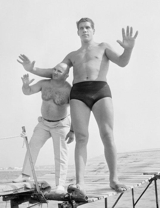 Andre the Giant and Stan Fraizer. Who's taller?