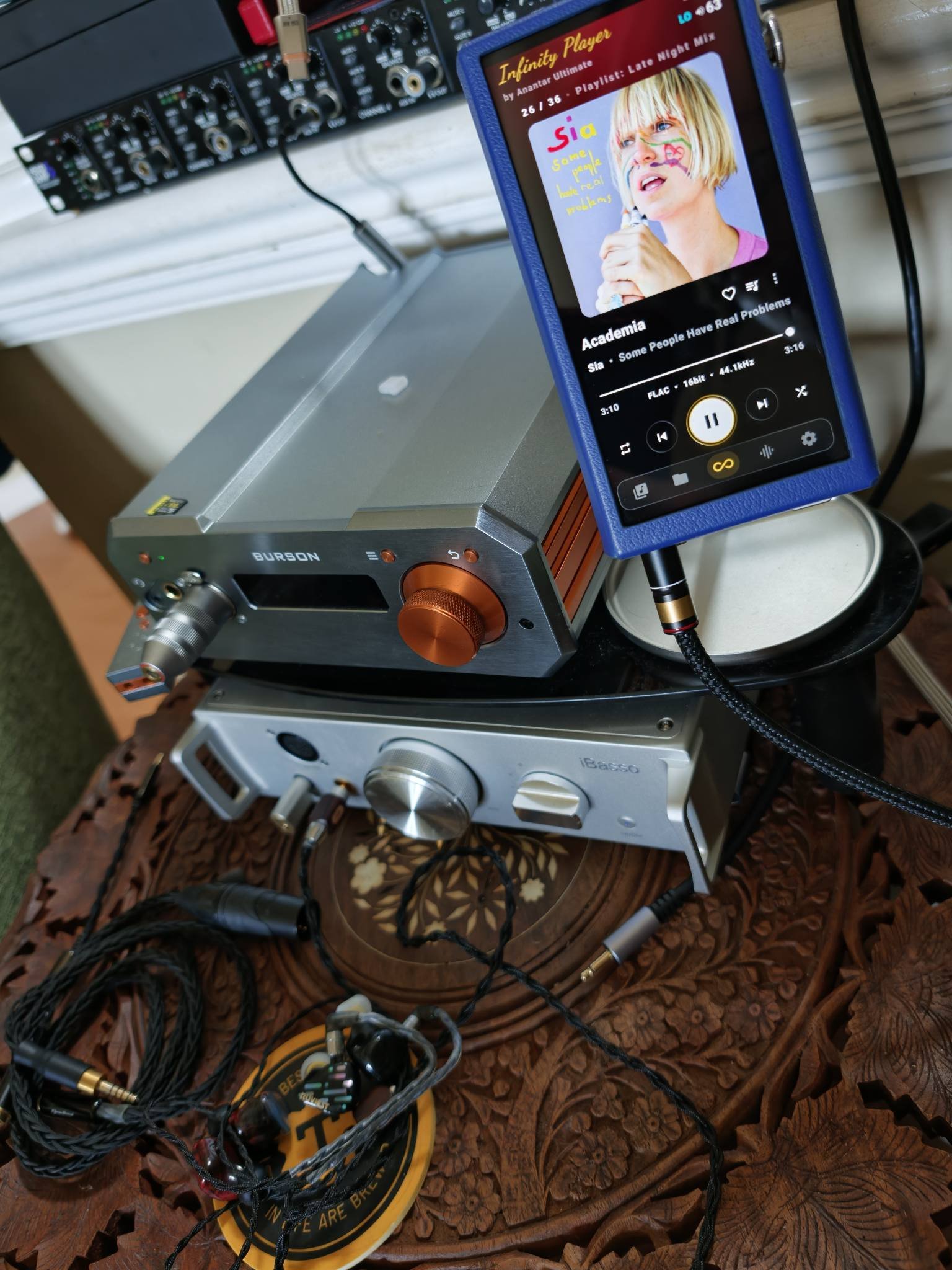 Ruviest Audio NYX earbuds with IBasso Audio DX270 and Kunlun