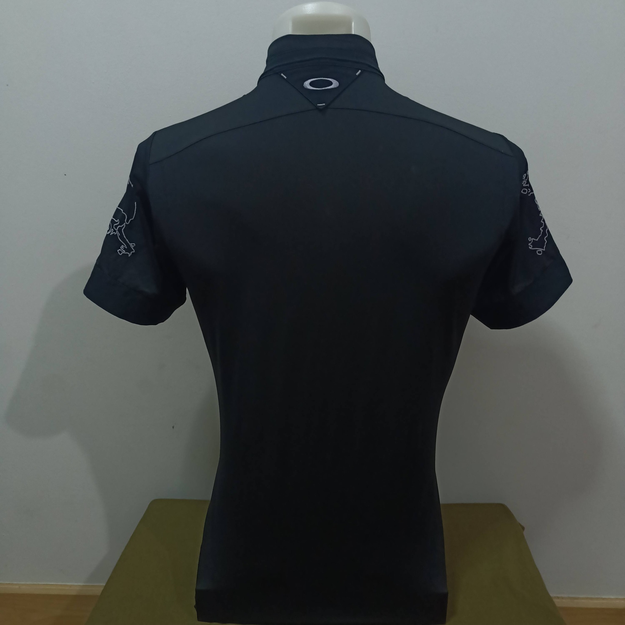 ❌Sold❌ ขออนุญาตแอดมินค่ะ เสื้อ ? OAKLEY】SKULL DOUBLE BRASSARD 