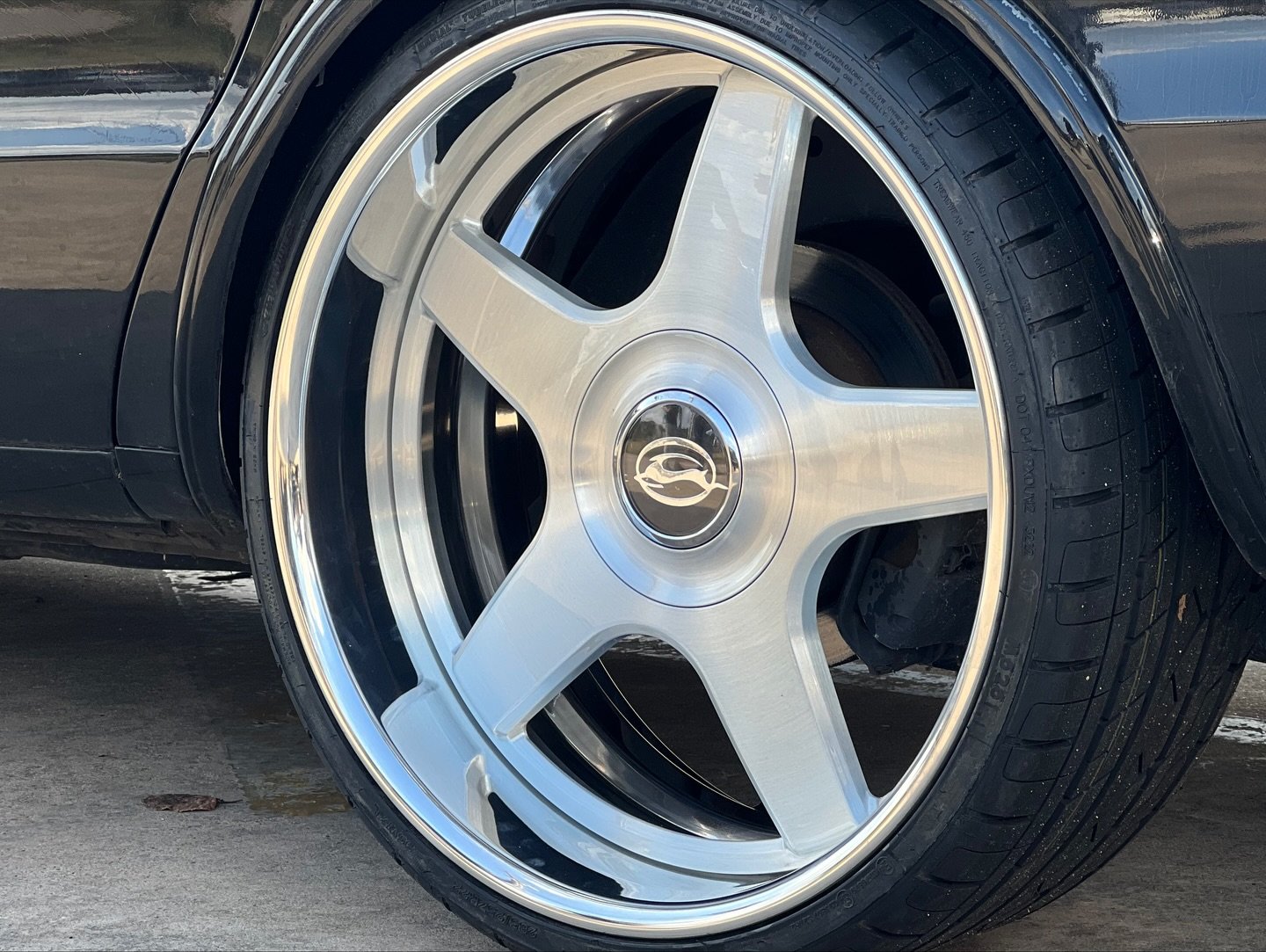 impala style rims in stock with impala center cap - Car Wheels, Tires ...