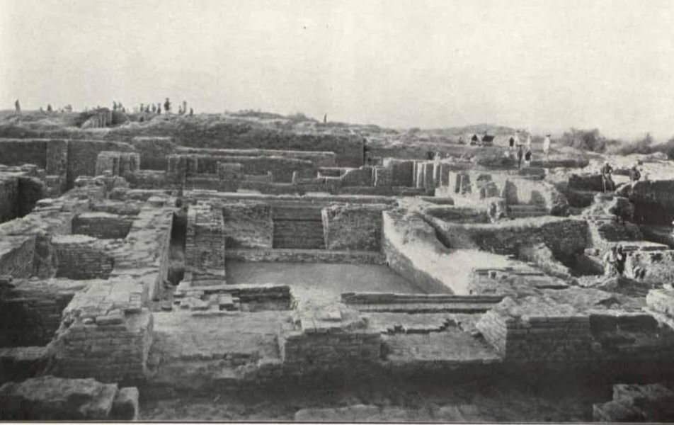 Excavation at Mohenjo-daro— circa 1940-50s.