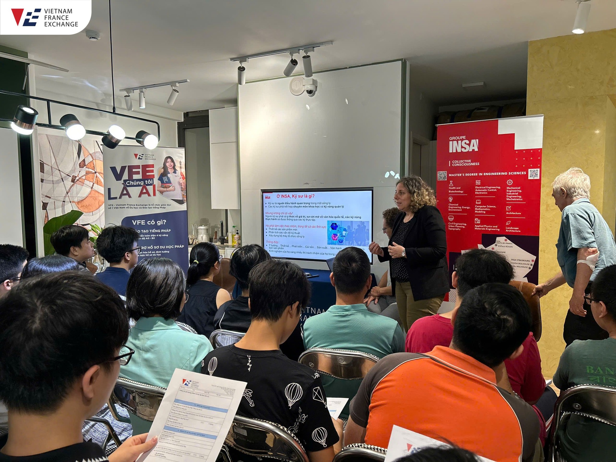 Cần những gì để trở... - VFE - Vietnam France Exchange