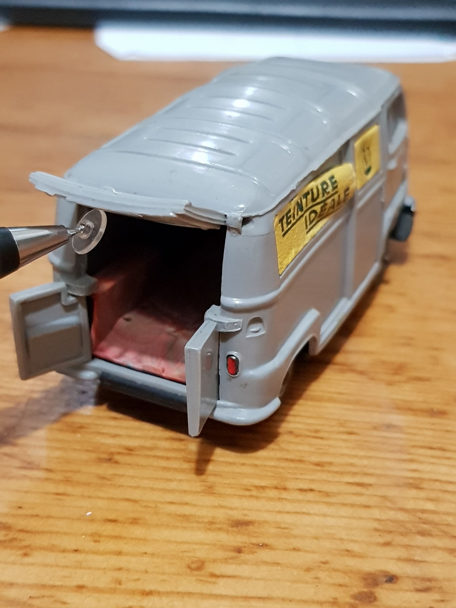 CIJ No 3/92 Europarc Renault Estafette Microcar In Its Original