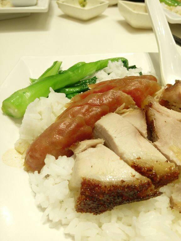聽隔離枱講野 LTNT - Lunch好忙， 待應姐姐甲: “無筷子呀。” 待應姐姐乙: “又無咩呀?”...