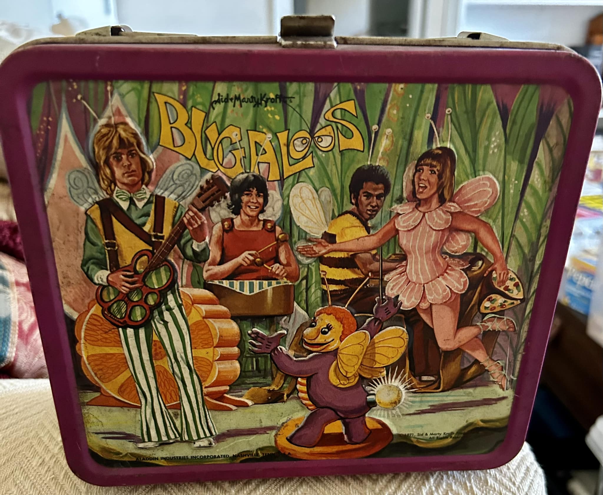 I'm so happy I got the Sid and Marty Krofft - 1971 Bugaloos lunch box.