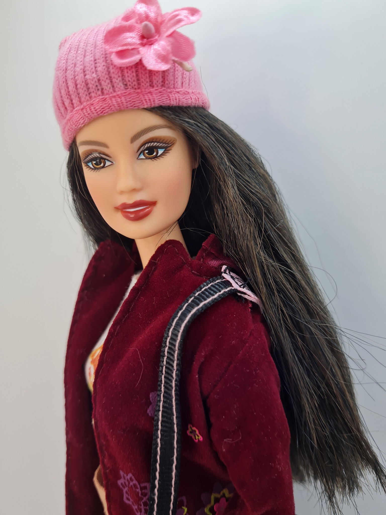 Fashion Fever Barbie wall clock 2005