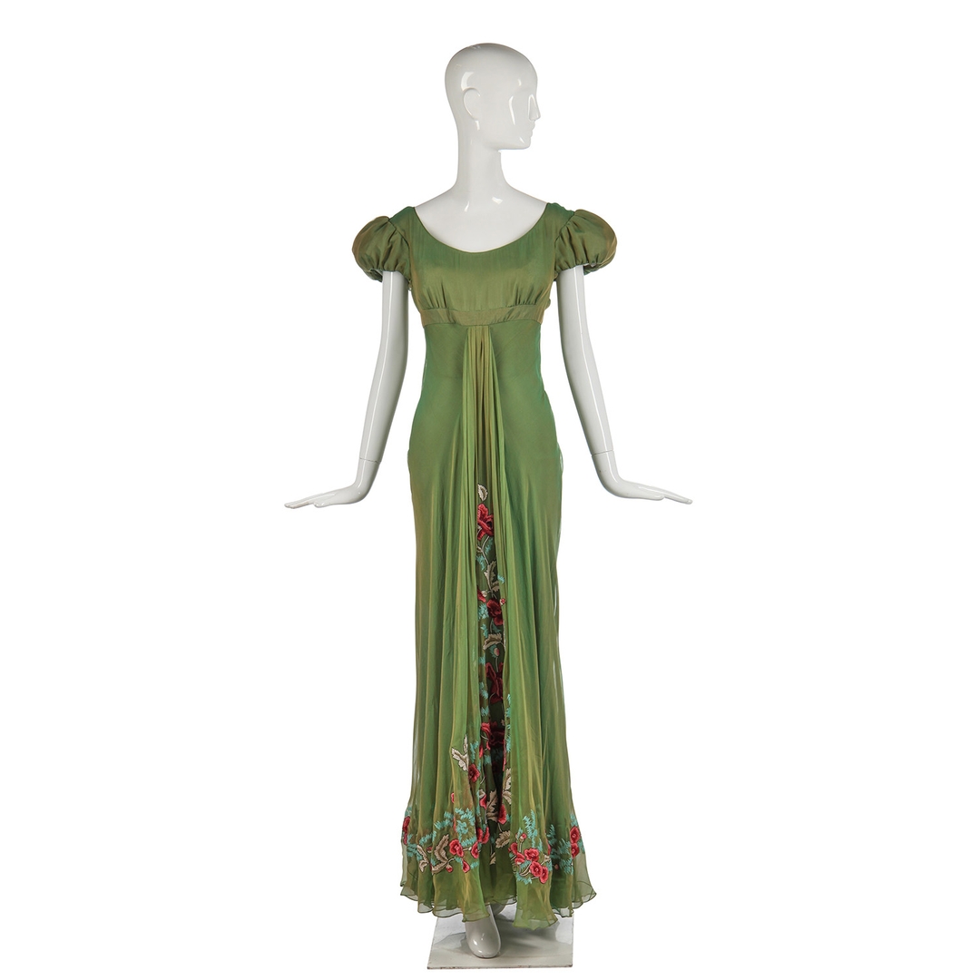 nicole kidman green oscar dress Kidman's chartreuse Dior by John Galliano for the 1997 Oscars will forever be remembered as one of the best red carpet looks ever worn—not just because it was beautiful, but 041526MD-21%
